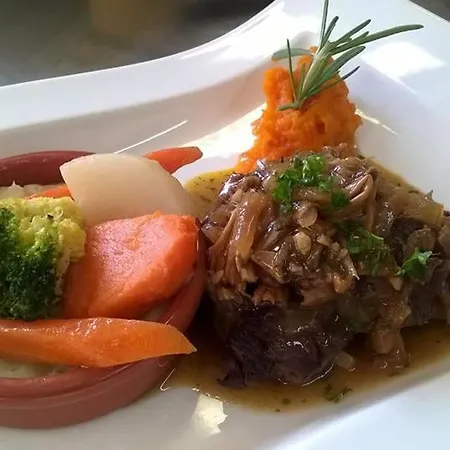 Restaurant Henry Отель