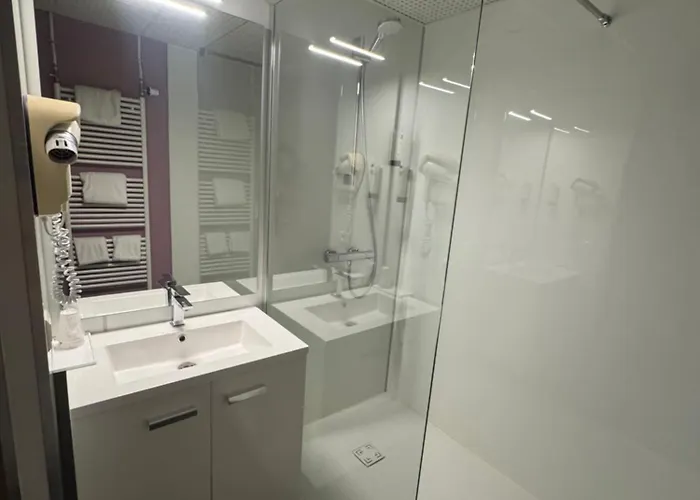 Restaurant Henry 2* Puy-lʼÉvêque