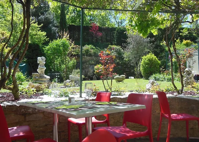 Restaurant Henry Hotel Puy-lʼÉvêque