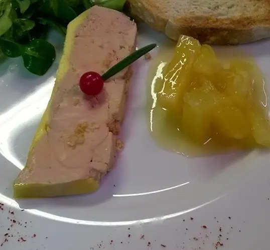 Restaurant Henry Hotel Puy-lʼÉvêque